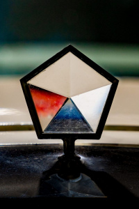 Chrysler Lebaron Hood Ornament