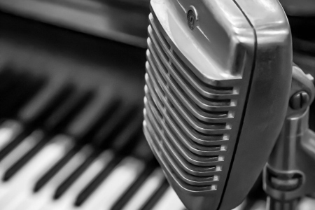PLay Me A Song